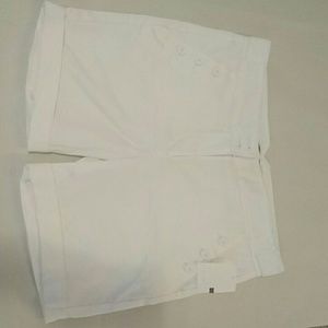 The Limited White cuffed shorts size 6 NWT